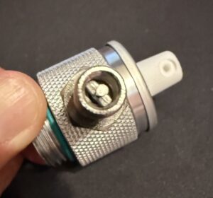 Sprayer Schrader valve